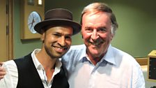 Si Cranstoun with Sir Terry Wogan on 鶹Լ Radio 2