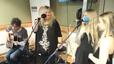 Judie Tzuke performed live with her daughters and chatted with Sir Terry about her new projects