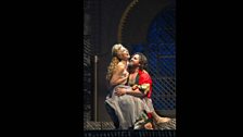 Corinne Winters as Teresa and Michael Spyres as Benvenuto Cellini