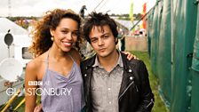 Izzy Bizu and Jamie Cullum at Glastonbury 2014