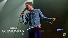 Kaiser Chiefs at Glastonbury 2014