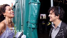 Izzy Bizu chats to Jamie Cullum at Glastonbury 2014