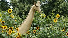 Giraffe sculpture in the garden