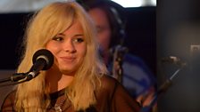 Nina Nesbitt