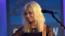 Nina Nesbitt