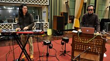 Hex in session at  Maida Vale.