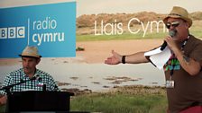 Sioe Tommo a Bryan yr Organ ar Stondin 91ȱ Radio Cymru