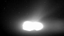 Long exposure image showing signs of comet activity