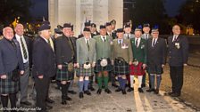 Comunn Rèisimeid Ghàidhealach na Banrigh aig a Menin Gate, Ypres