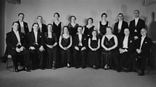 ý Singers A and B with Leslie Woodgate in 1939