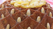 Luis' Apple & Cinnamon Kugelhopf Cake with Honeyed Apples