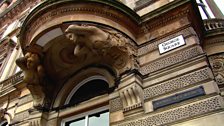 Merchant House, ships figureheads