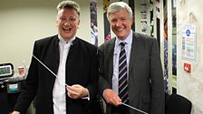 Conductor Stephen Bell with ˿ Director General Tony Hall