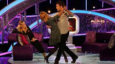 Tristan and Aliona Show us how it's Done...