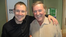 David Gray poses with Sir Terry in the studio