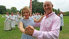 Len and Lucy prepare for cushion dancing at Ickwell Village Green