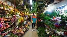 Anna in the flower market