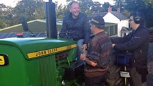 Stifyn ar y tractor