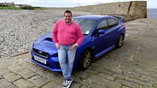 Derek ‘Pluto’ Moireach a’ gabhail cuairt anns an Subaru