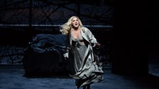 Anna Netrebko as Lady Macbeth in Verdi's Macbeth