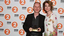 Best Traditional Track Winner Iarla Ó Lionáird from The Gloaming with presenter Catrin Finch