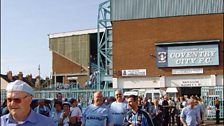 The supporters head away from Highfield Road.