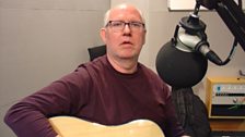 Clive Gregson playing live in session at ý Leeds