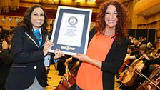 Shantha Chinniah and Shan Cothi with the Guinness World Record Certificate