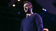 Barney Harwood introduces ý Ten Pieces