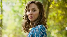 Elizabeth Aldridge (Hattie Morahan)