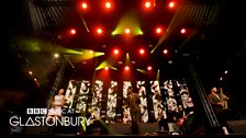 Leon Bridges at Glastonbury 2015