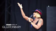 Mary J. Blige at Glastonbury 2015