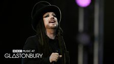 Boy George joins Mark Ronson at Glastonbury 2015