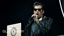 Mark Ronson at Glastonbury 2015