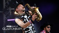 SOIL&'PIMP'SESSIONS at Glastonbury 2015