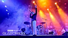 La Roux at Glastonbury 2015