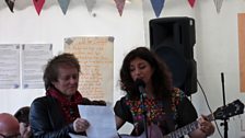 Talwrn Tafwyl - Karen Owen a Gwyneth Glyn