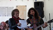 Talwrn Tafwyl - Karen Owen a Gwyneth Glyn