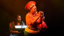 Mahotella Queens