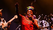 Mahotella Queens