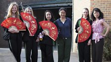 Students with teachers Wang Zaiming and Yang Jun