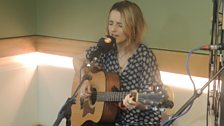 Greta Isaacs Live in Session