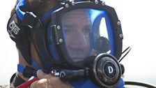 Steve's full face mask allows him to present whilst underwater