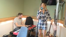 Alesha Dixon performs a lovely medley of music.