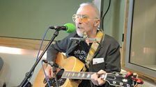 Graham Parker performs on Weekend Wogan