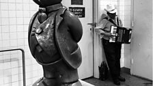 New York subway busker