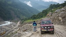 Nepal - the route through the landslide