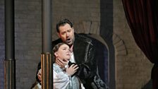 Giovanna Seymour (Jamie Barton) & Enrico VIII (Ildar Abdrazakov) in Donizetti's Anna Bolena from the Metropolitan Opera