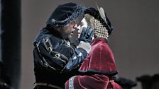 Enrico VIII (Ildar Abdrazakov) & Anna Bolena (Sondra Radvanovsky) in Anna Bolena from the Metropolitan Opera, New York