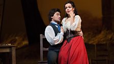 Nemorino (Vittorio Grigolo) & Adina (Aleksandra Kurzak)